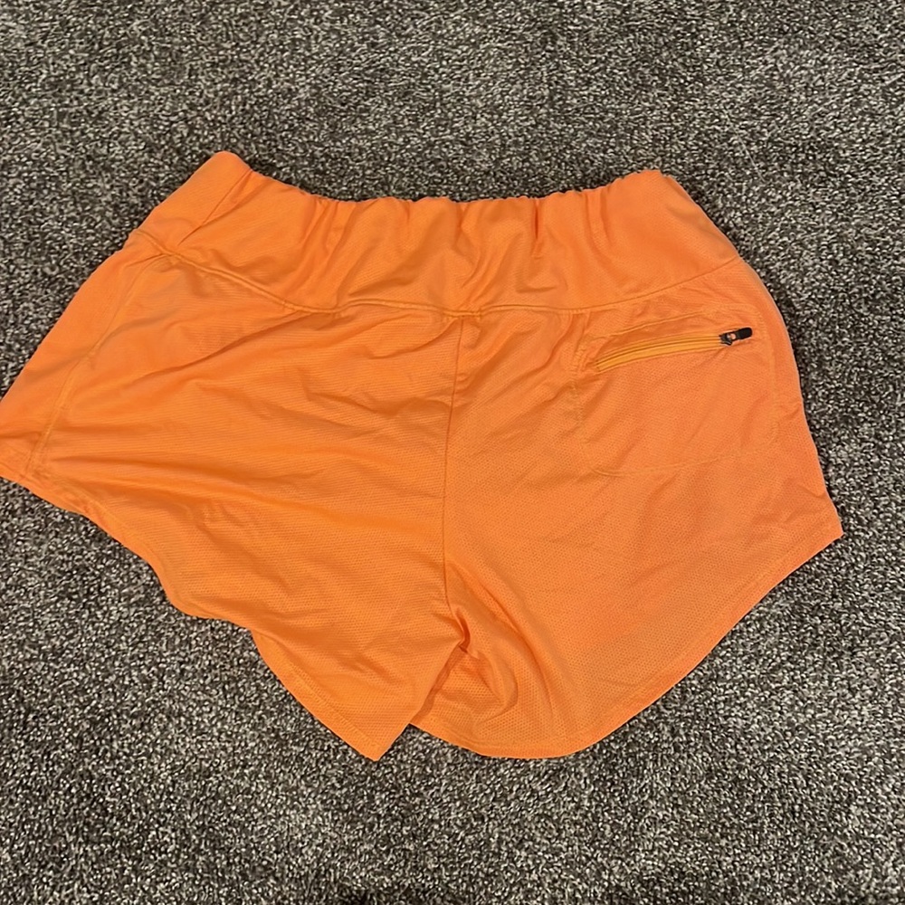 Oiselle Roga Short - Picture 3 of 4